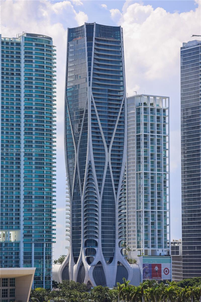 1000 BISCAYNE BLVD #5501