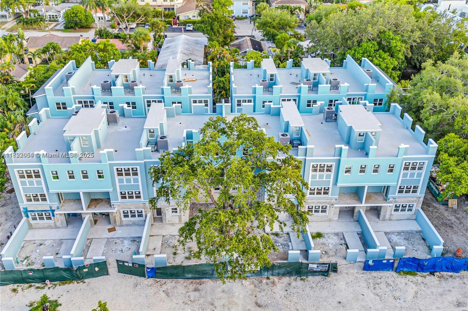 824 12TH CT