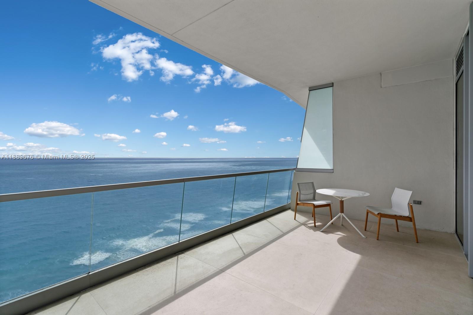 18501 COLLINS AVE #2301