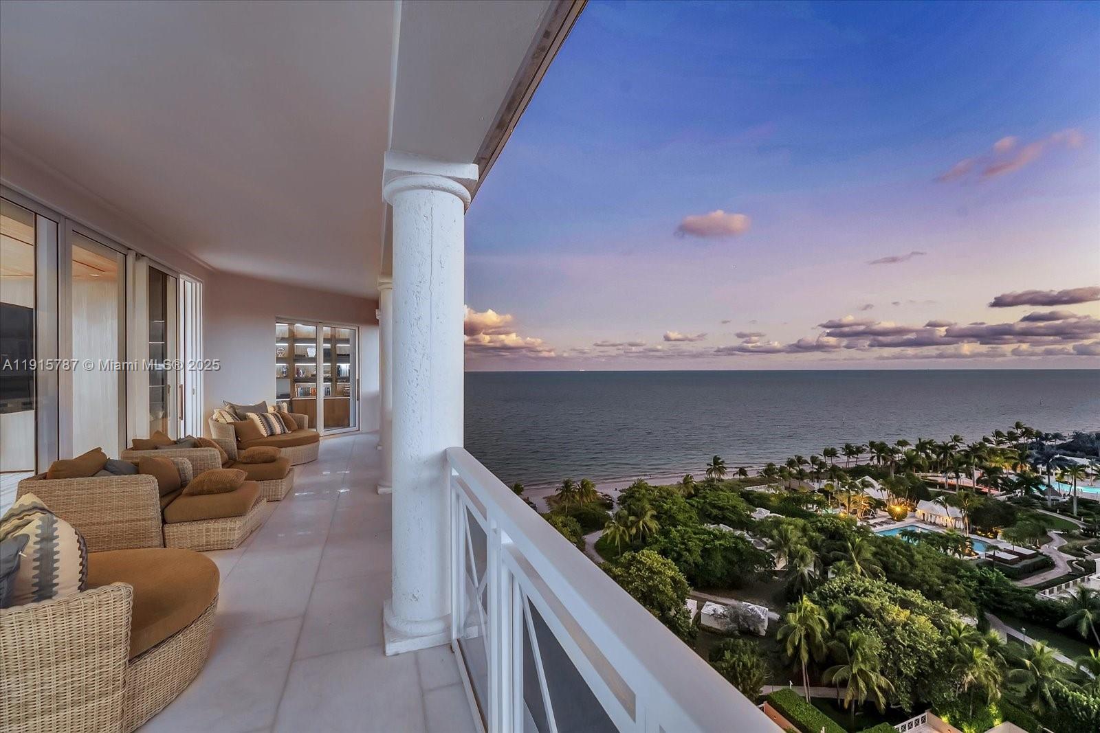 GRAND BAY TOWER CONDO — 430 GRAND BAY DR #PH-1AN