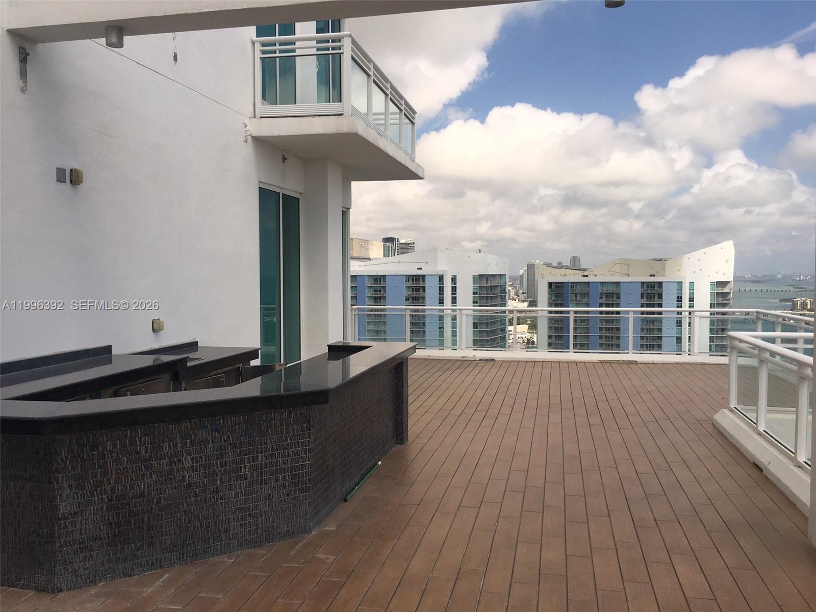 900 BRICKELL KEY BLVD #PH3403