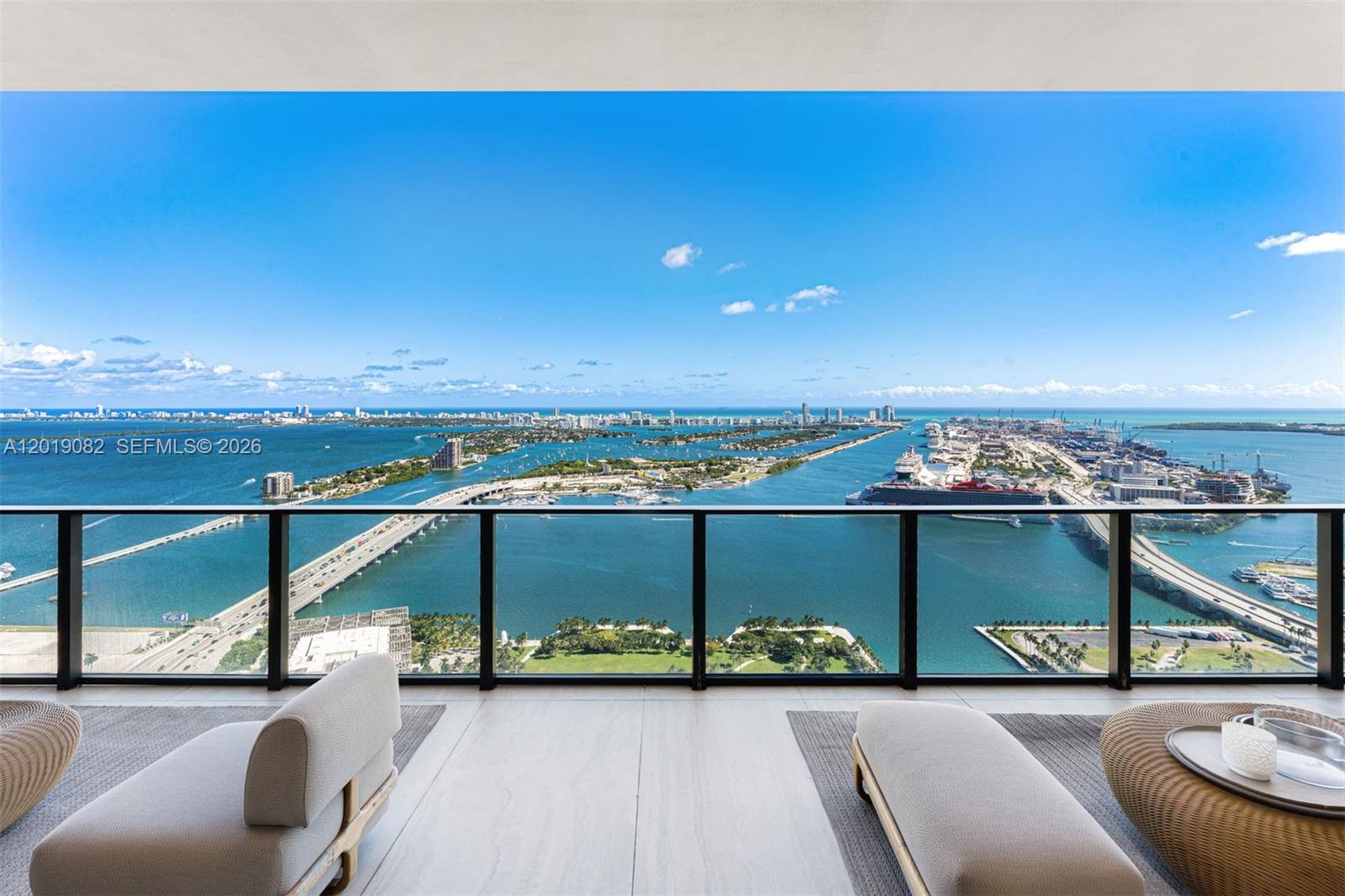 ONE THOUSAND MUSEUM CONDO — 1000 BISCAYNE BLVD #5101
