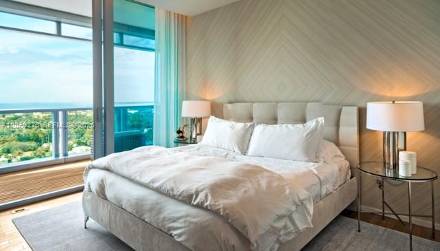 2901 COLLINS AVE #1602